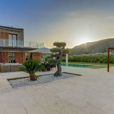Villa La Vinya *